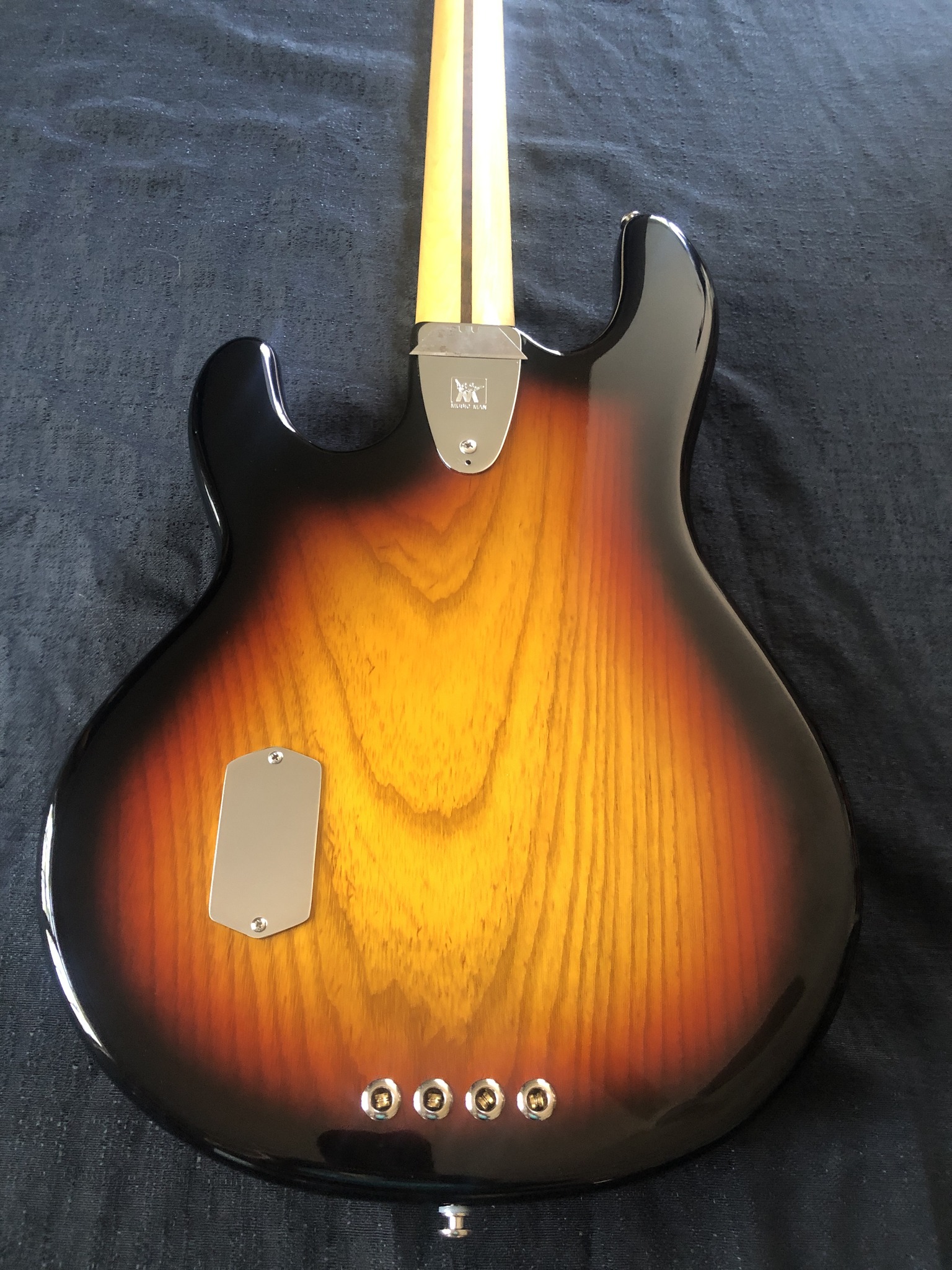 ernie-ball-music-man-bfr-nitro-stingray-retro-76-bass-southwest